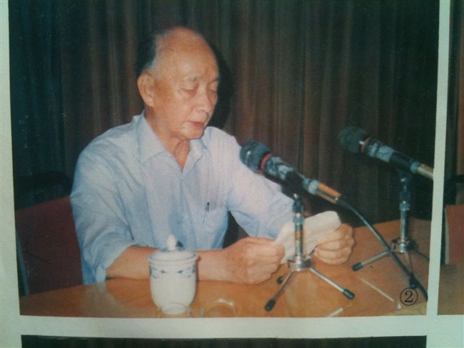 (2)1993年7月18日北京潮人海外联谊会成立大会上柯华会长致开幕词